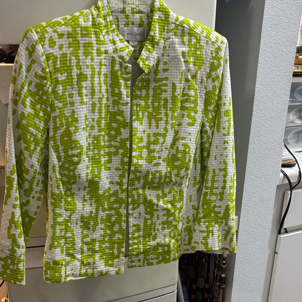 Erin London Green and White Blazer